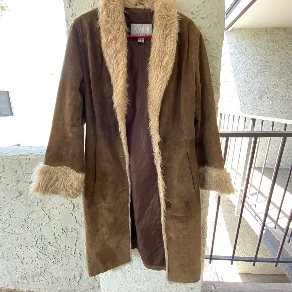 Wilson Maxima leather long coat size Small Suede Faux Fur Trim aesthetic